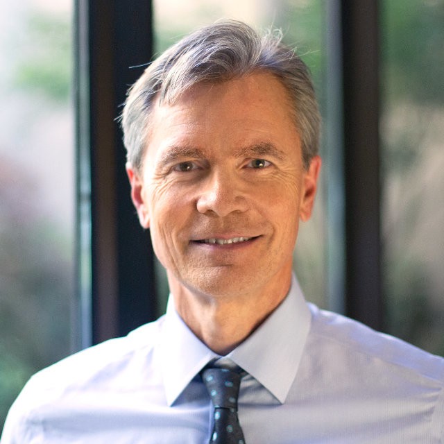 Dr. Curt Hagenau